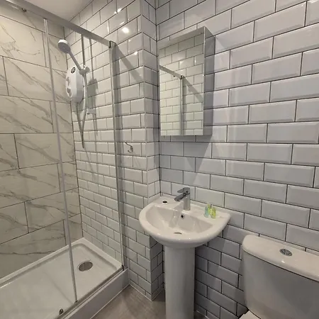 #2 Fully Refurbished Portsmouth Studio Apartment Exterior photo