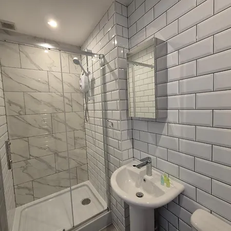 #2 Fully Refurbished Portsmouth Studio Apartment Exterior photo