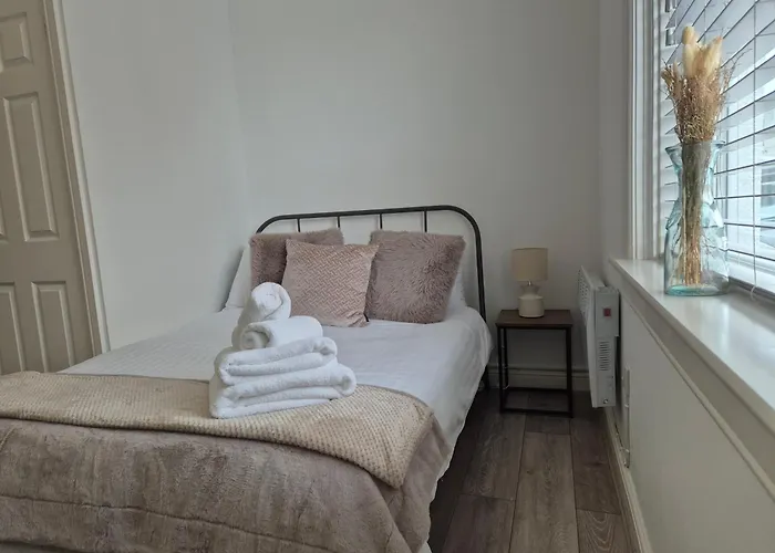 #2 Fully Refurbished Portsmouth Studio Apartment