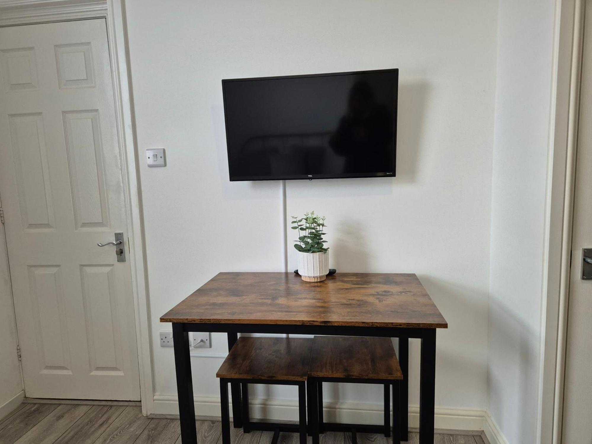 #2 Fully Refurbished * Portsmouth